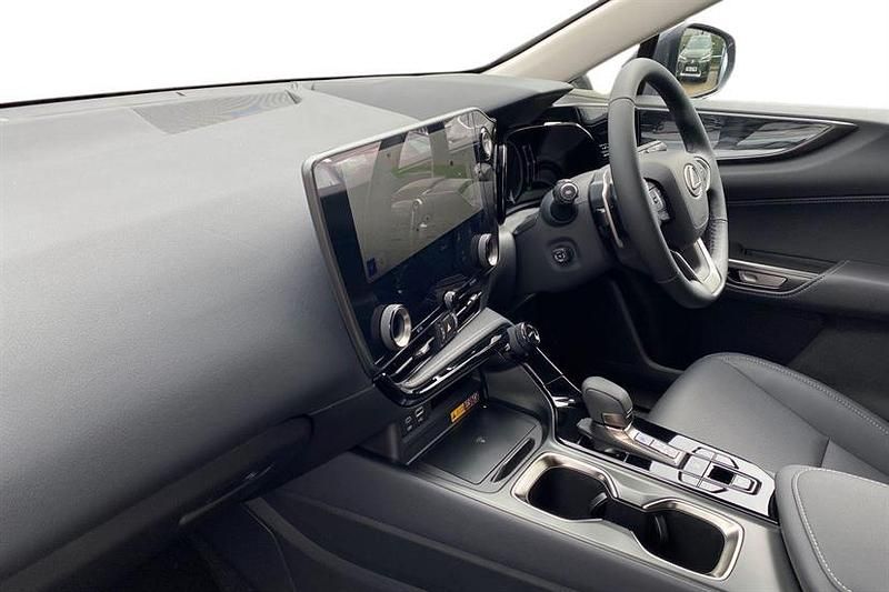 Used Lexus NX450h+ 309 HP (227 kW) 2025 Grey SUV