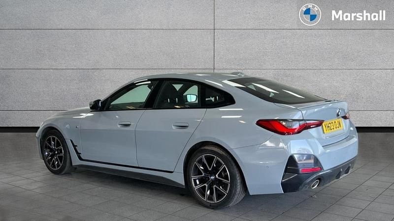 Usado BMW 420 M Sport 184 HP (135 kW) 2023 Cinzento Coupé