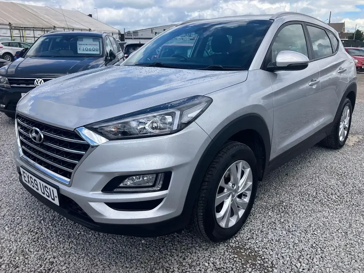 Used Hyundai Tucson SE 132 HP (97 kW) 2019 Silver SUV