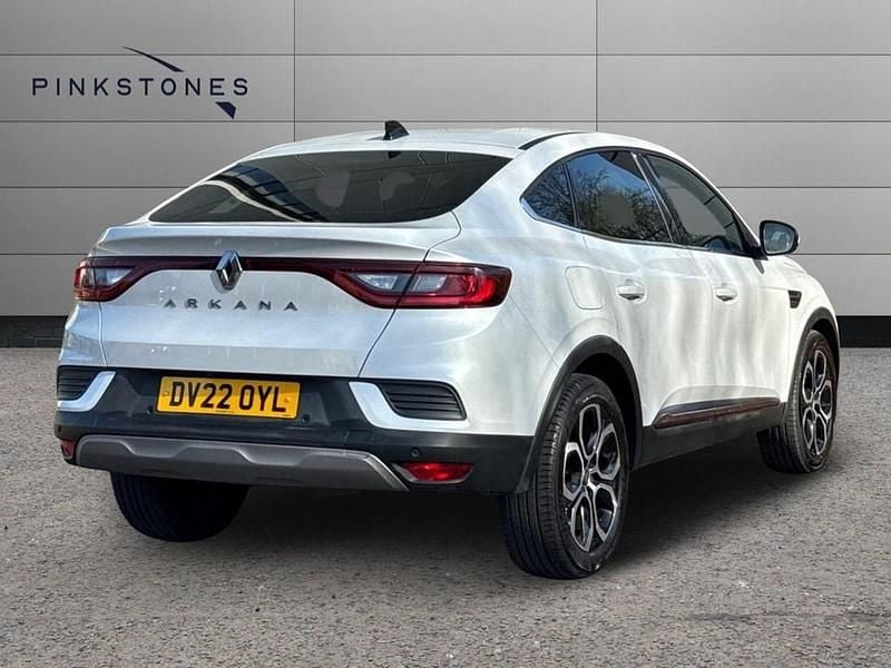 Begagnad Renault Arkana Version S 2022 Vit SUV