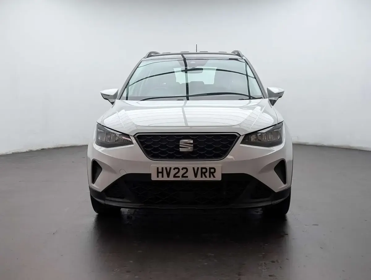 Used Seat Arona SE Technology 2022 White SUV