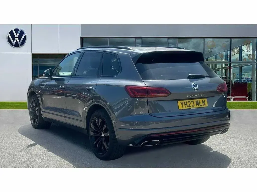 Used VW Touareg Black Edition 286 HP (210 kW) 2023 Grey SUV