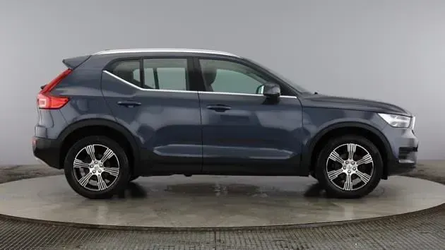 Used Volvo XC40 Inscription 163 HP (119 kW) 2022 Black SUV