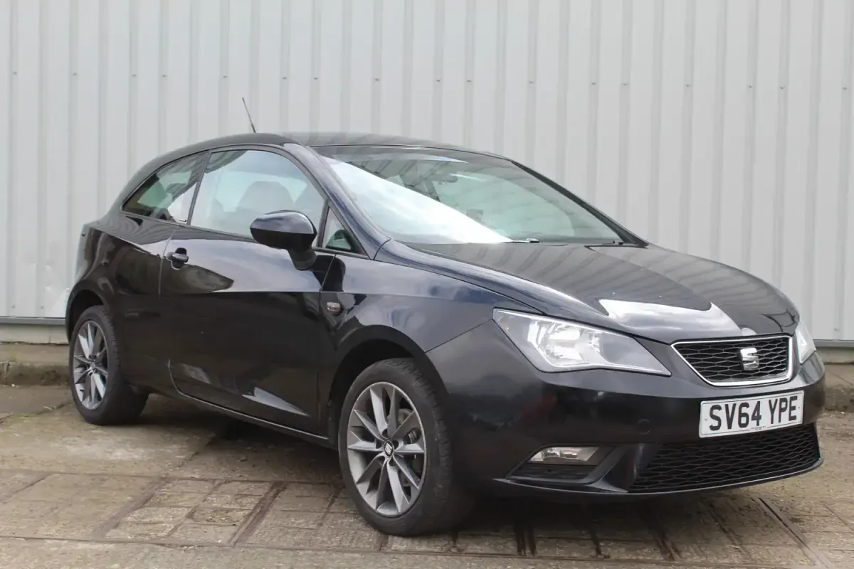 Begagnad Seat Ibiza I-Tech 2014 Svart Halvkombi