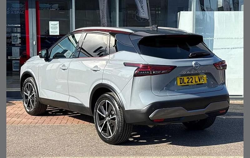 Used Nissan Qashqai Tekna 155 HP (114 kW) 2022 Grey SUV