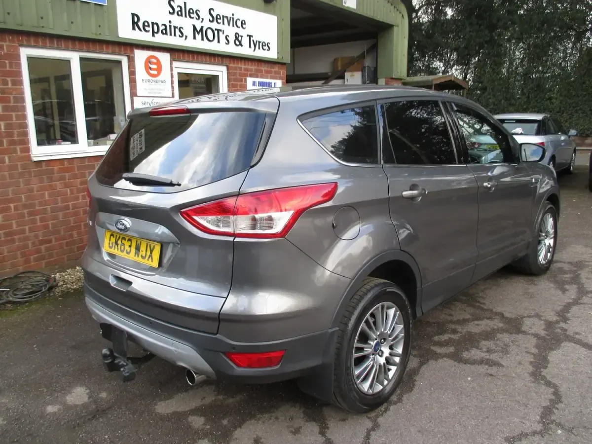 Used Ford Kuga Titanium 140 HP (102 kW) 2013 Grey SUV