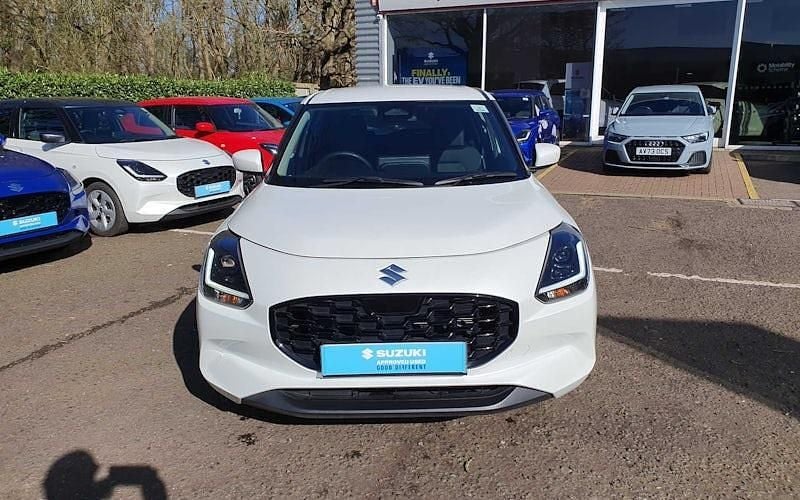 Used Suzuki Swift 82 HP (60 kW) 2024 Pure white Hatchback