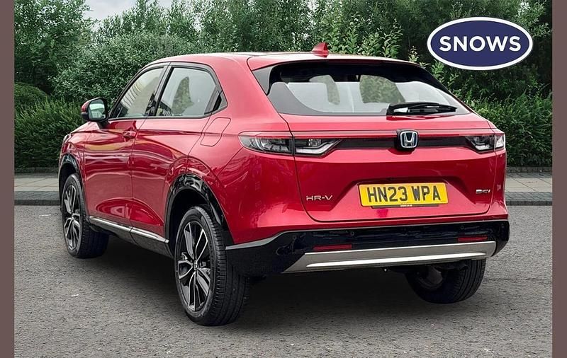 Used Honda HR-V Advance 131 HP (96 kW) 2023 Red SUV