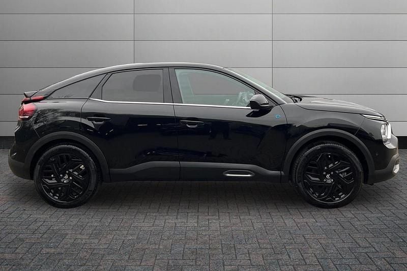 Used Citroën e-C4 100 kW (136 HP) 2024 Perla nera black Hatchback