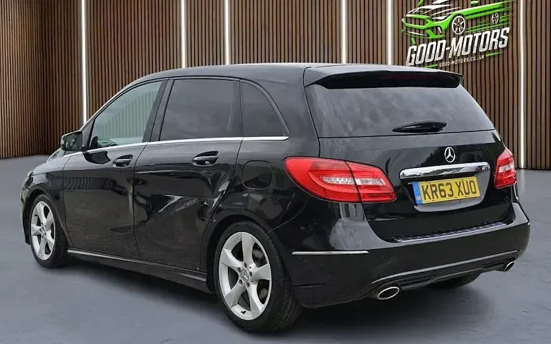Used Mercedes B180 109 HP (80 kW) 2014 Black Hatchback