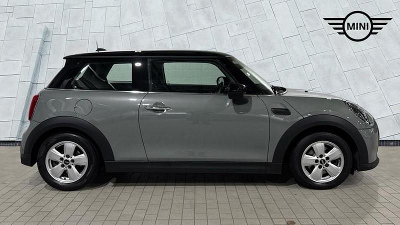 Used Mini Cooper Classic 134 HP (98 kW) 2022 Grey Hatchback