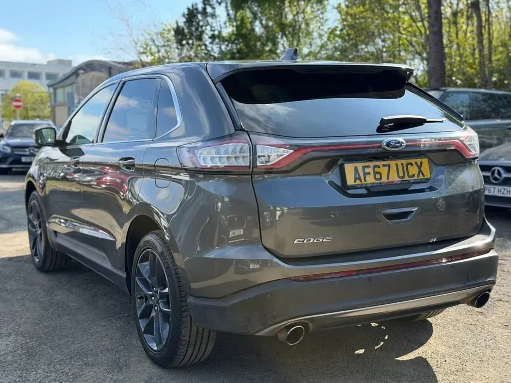 Used Ford Edge Titanium 210 HP (154 kW) 2017 Grey SUV