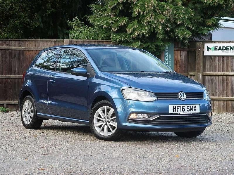 Blue Used 2016 VW Polo SE Hatchback | £7,995 (Fair price) - Image 1/4