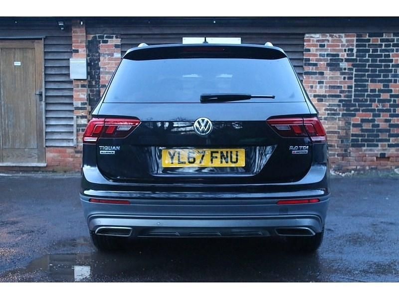 Used VW Tiguan Allspace SE 150 HP (110 kW) 2018 Black SUV