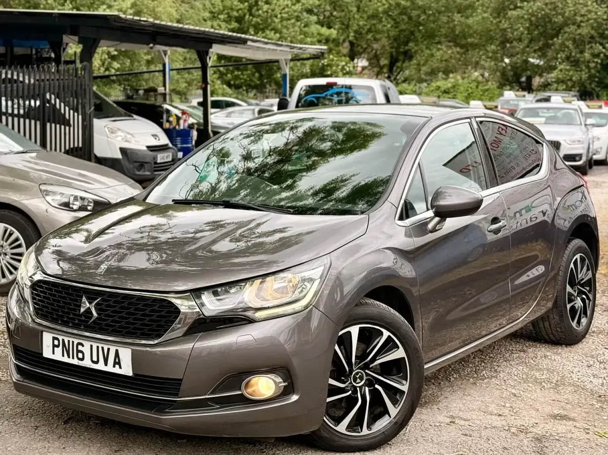 Used DS Automobiles DS4 Elegance 120 HP (88 kW) 2016 Grey Hatchback