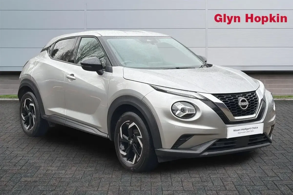 Usado Nissan Juke N-Connecta 114 HP (83 kW) 2023 SUV