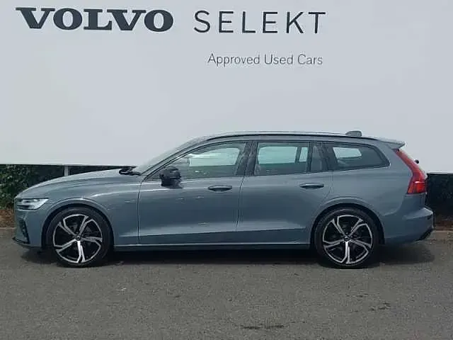 Used Volvo V60 Plus 161 HP (118 kW) 2023 Estate