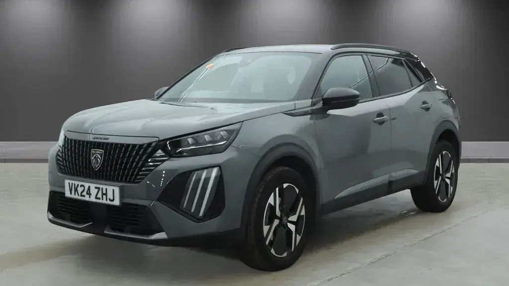 Used Peugeot 2008 GT 130 HP (95 kW) 2024 Grey SUV