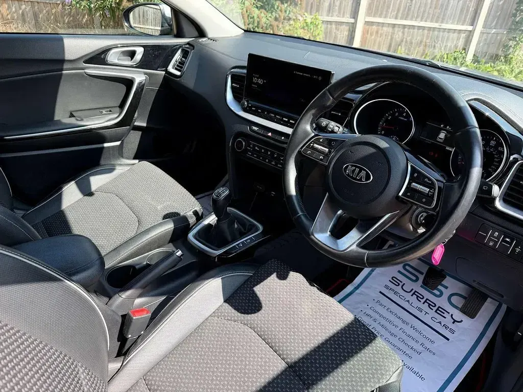 Used Kia Ceed 2020 Silver Hatchback