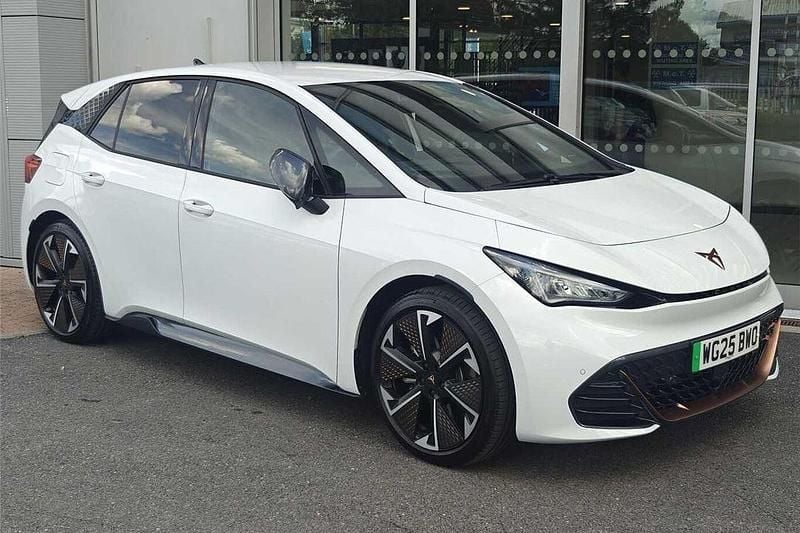 White Used 2025 Cupra Born e-Boost Hatchback | £32,995 - Image 1/4