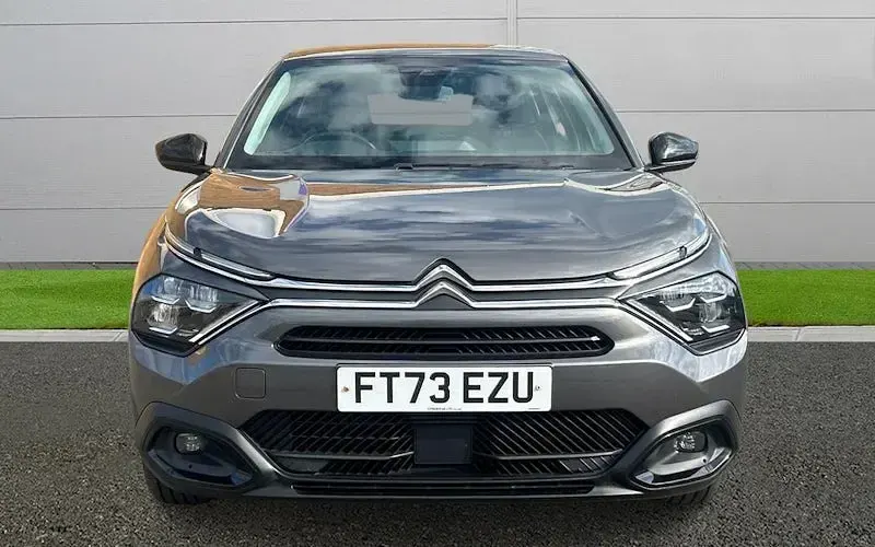 Usado Citroën C4 PureTech 101 HP (74 kW) 2023 Cinzento SUV