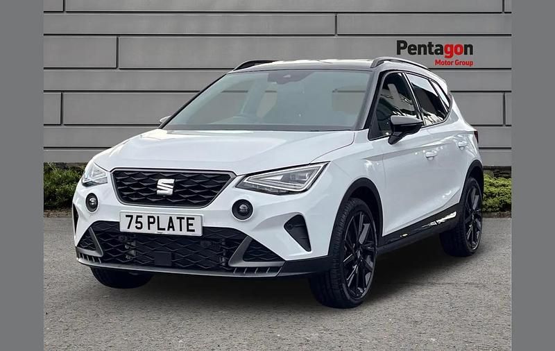 New Seat Arona Black Edition 113 HP (83 kW) 2025 Other SUV