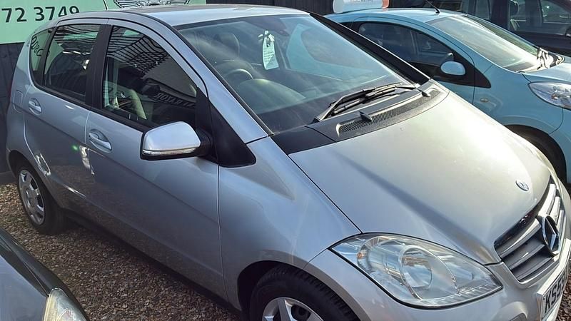 Used Mercedes A160 Classic 82 HP (60 kW) 2010 Silver Hatchback