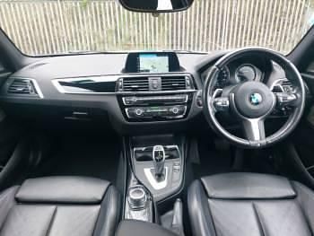 Used BMW 120 Efficient Dynamics 184 HP (135 kW) 2019 White Hatchback