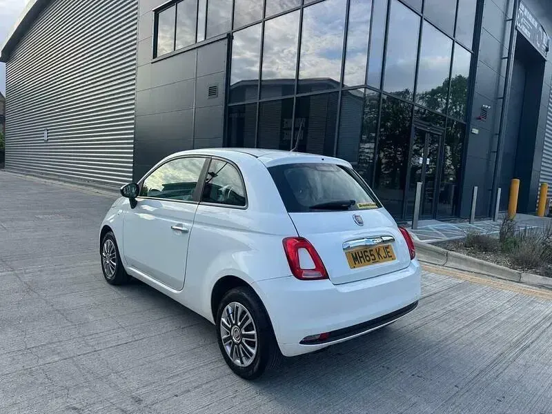 Used Fiat 500 Pop 70 HP (51 kW) 2015 White Hatchback