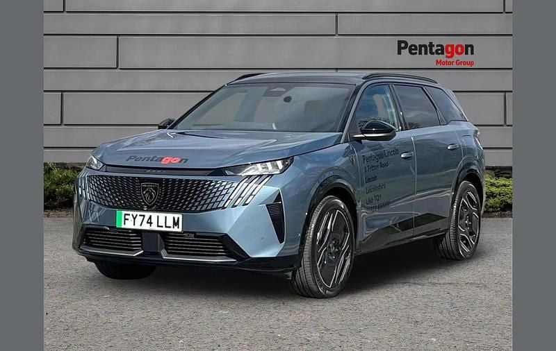 Second-hand Peugeot 5008 GTi 156 kW (213 CP) 2024 Albastru Monovolum