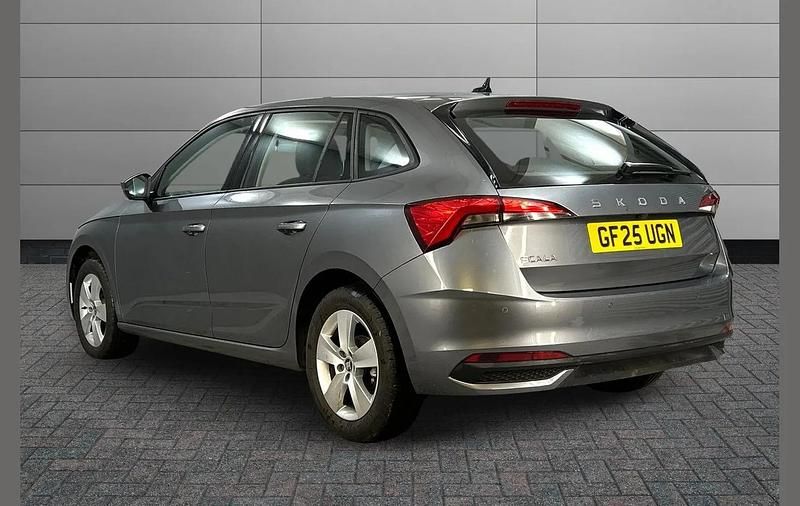 Used Skoda Scala SE 113 HP (83 kW) 2025 Graphite grey metallic Hatchback