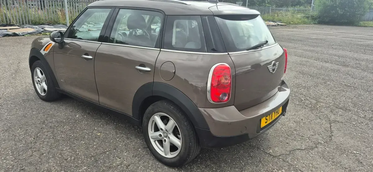 Used Mini Cooper D 2011 Brown Hatchback