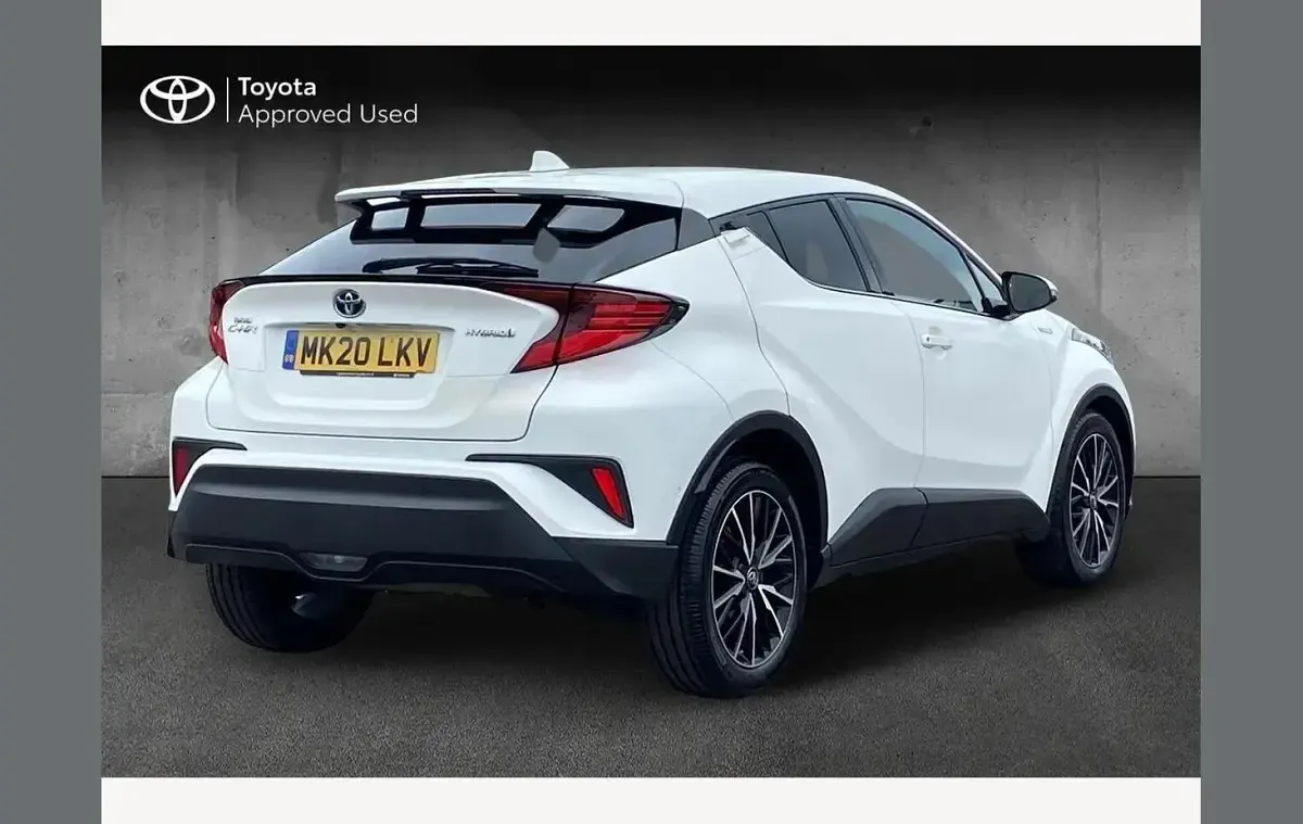 Used Toyota C-HR 122 HP (89 kW) 2020 White SUV