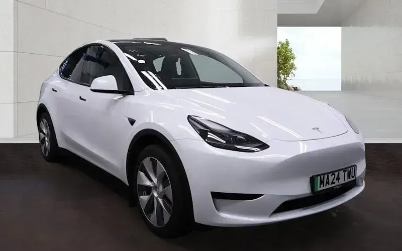 Used Tesla Model Y RWD 219 kW (299 HP) 2024 SUV