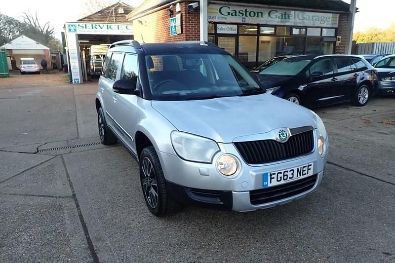 Used Skoda Yeti Adventure 140 HP (102 kW) 2013 Silver SUV