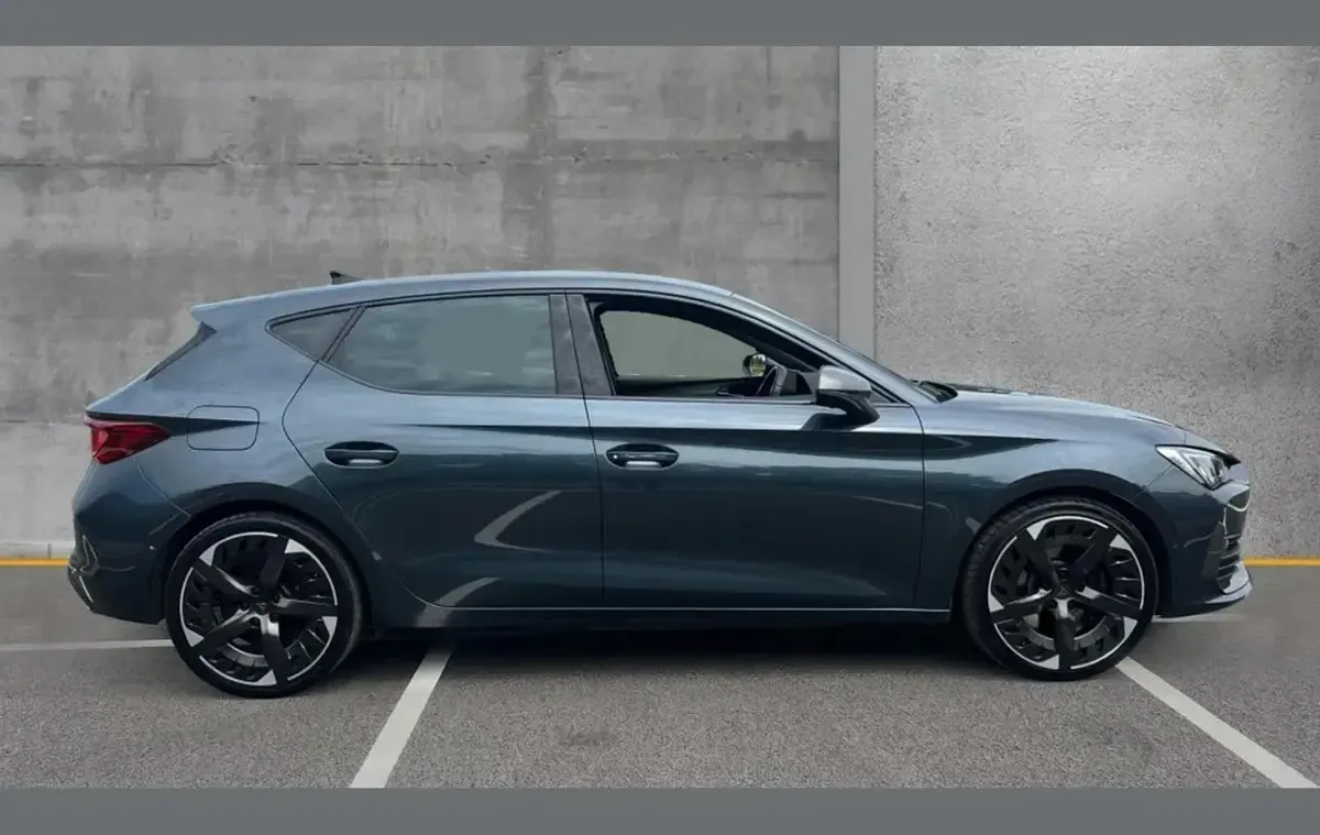 Used Cupra Leon VZ3 241 HP (177 kW) 2023 Grey Hatchback