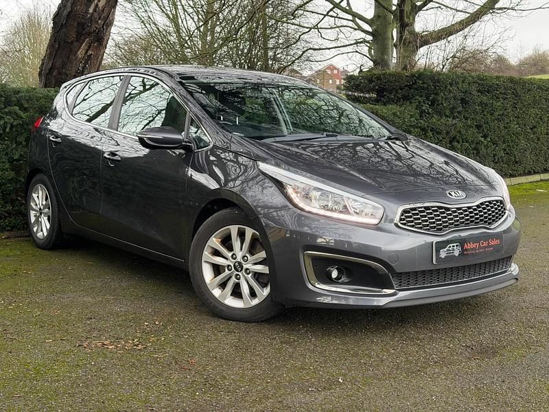 Used Kia Ceed 2018 Silver Hatchback