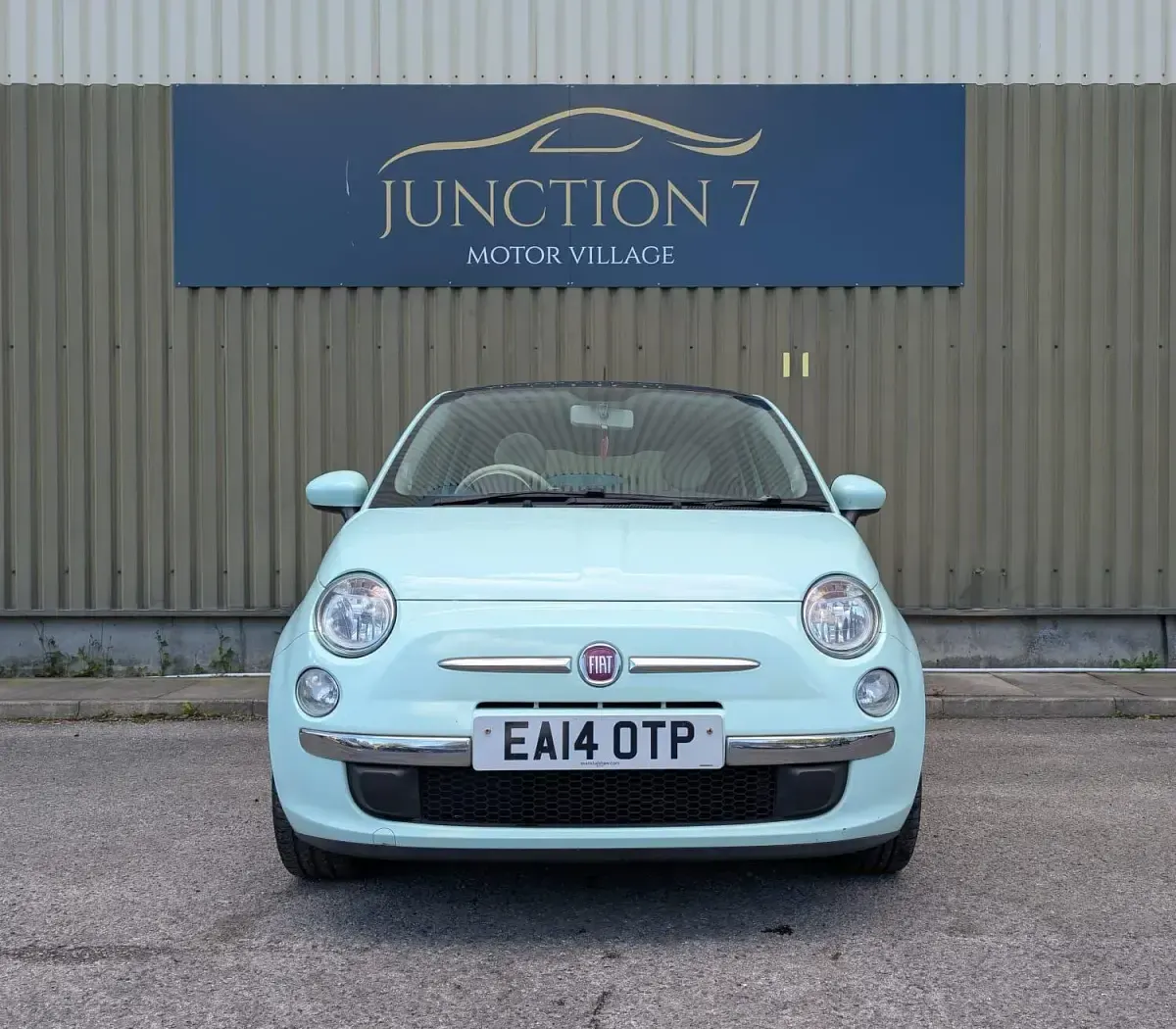 Used Fiat 500 Lounge 69 HP (50 kW) 2014 Green Hatchback