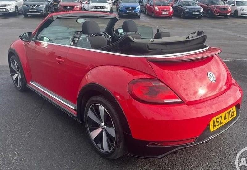 Usado VW Beetle R-line 2017 Vermelho Citadino