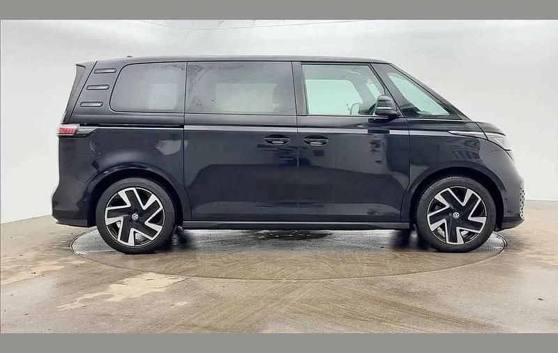 Usado VW ID. Buzz Pro 150 kW (204 HP) 2023 Preto Monovolume