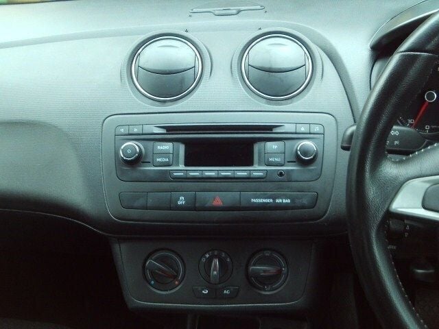 Image 4/4