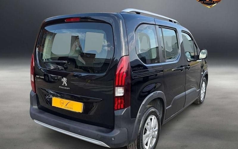 Used Peugeot Rifter Allure 110 HP (80 kW) 2022 MPV