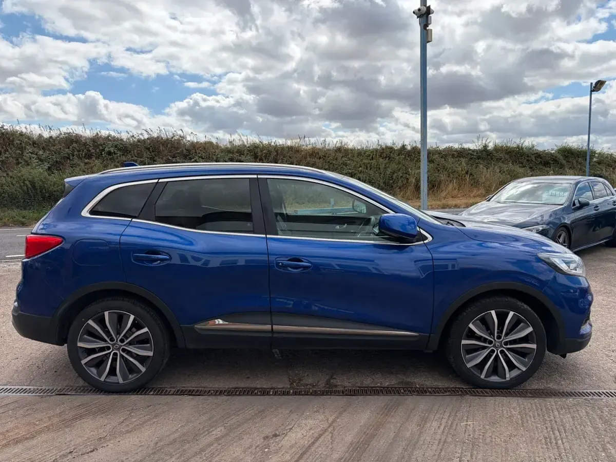 Used Renault Kadjar Version S 116 HP (85 kW) 2019 Blue SUV