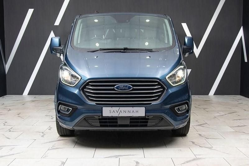 Begagnad Ford Tourneo Custom Titanium 2020 Blå Van