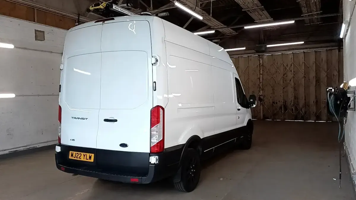 Used Ford Transit 130 HP (95 kW) 2022 White Van