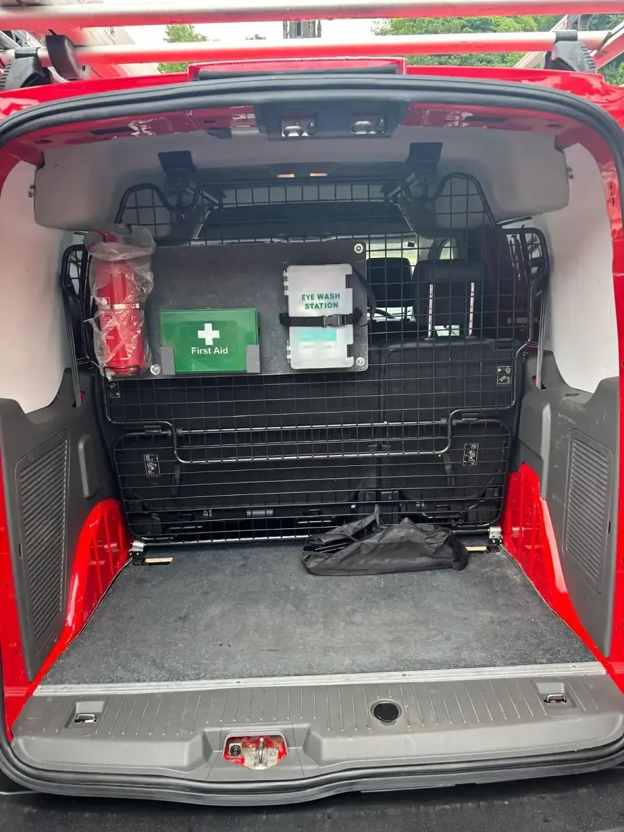 Used Ford Transit Connect 100 HP (73 kW) 2020 Red MPV