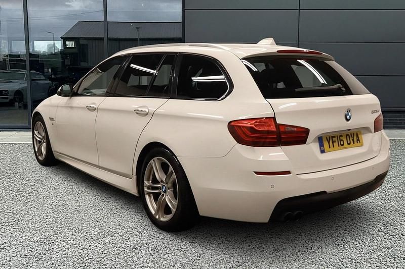 Used BMW 525 M Sport 215 HP (158 kW) 2016 White Estate