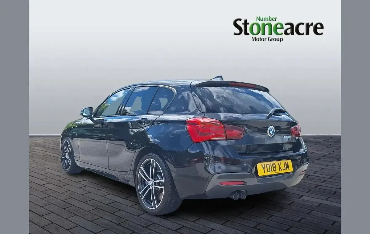 Used BMW 120 Efficient Dynamics 187 HP (137 kW) 2018 Black Hatchback