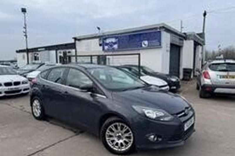Grey Used 2011 Ford Focus Zetec Hatchback | £1,995 (Super price) - Image 1/1
