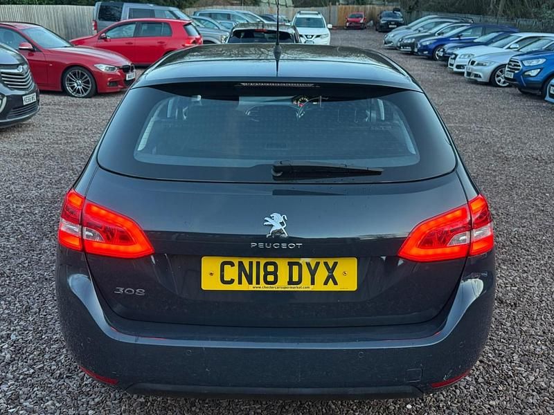Begagnad Peugeot 308 Active 2018 Grå Kombi